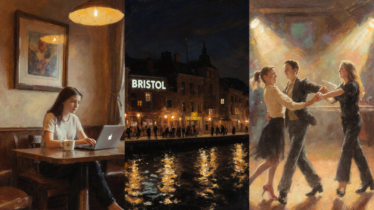 Кофейня, бар на набережной и танцевальная студия объединены в одну сцену.